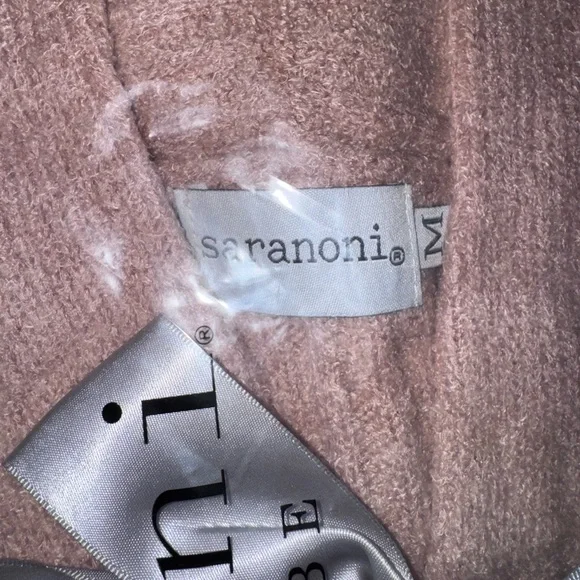 BNIB Saranoni Ribbed Featherlite Robe in Rosewood Size M - Picture 3 of 8